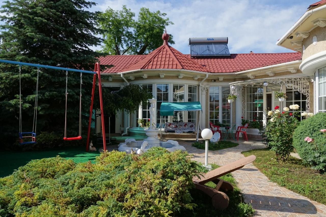 White House Apartments 오데사 외부 사진
