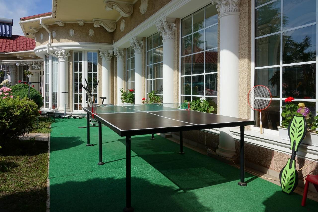 White House Apartments 오데사 외부 사진