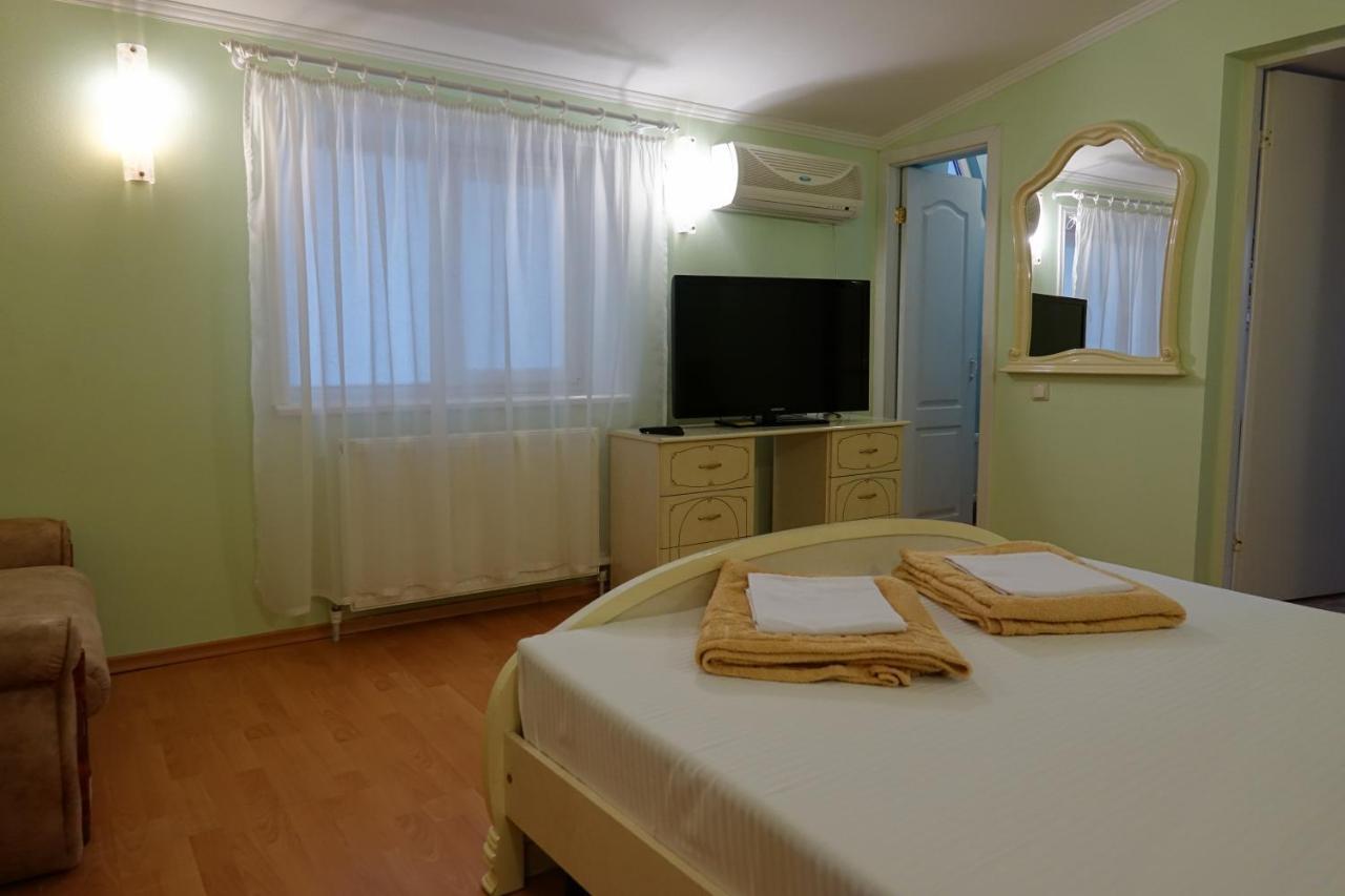 White House Apartments 오데사 외부 사진