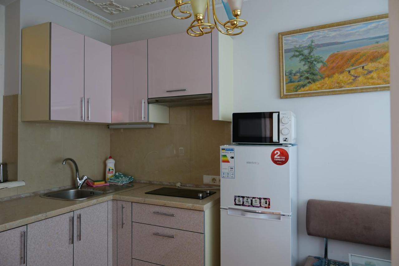 White House Apartments 오데사 외부 사진